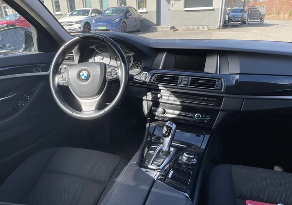 BMW Seria 5 cena 82700 przebieg: 161000, rok produkcji 2016 z Wrocław małe 742